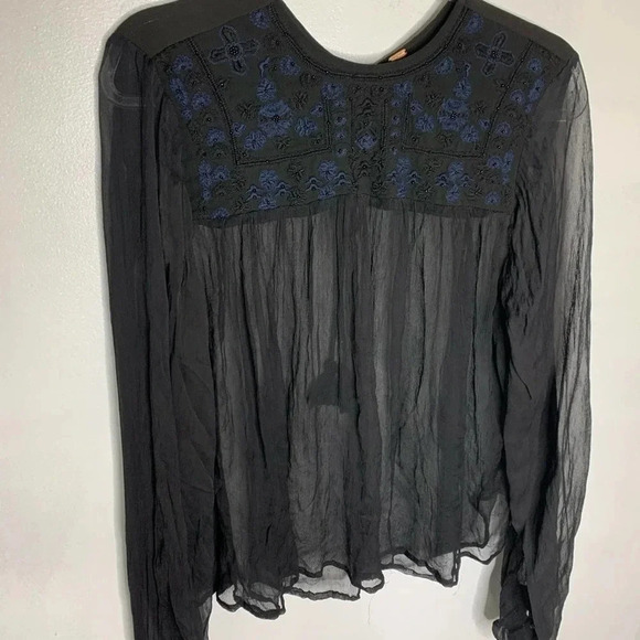 Free People Sheer black embroidered Top Size S/P - Picture 5 of 8
